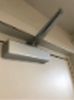 E35 - Door closer